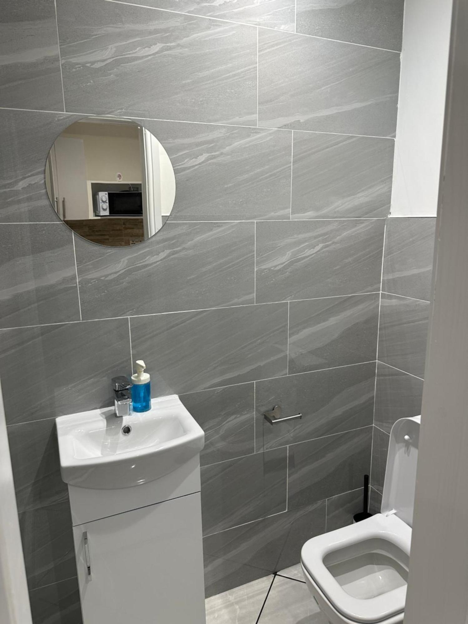 Guest&Rest Ealing 5 Apartment Екстериор снимка