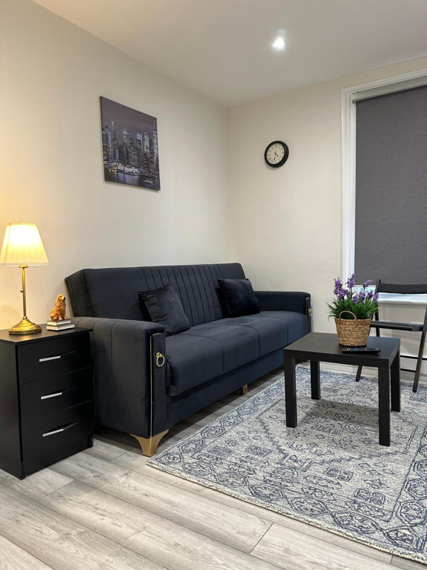 Guest&Rest Ealing 5 Apartment Екстериор снимка
